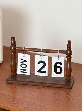 2026新款日历中古风棕色翻页台历装饰摆件桌面木质装饰摆件复古