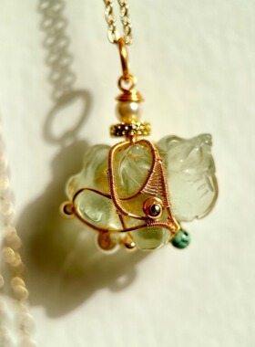 独角兽独马新中式情侣轻奢绿水晶项链国潮配饰手工绕线吊坠