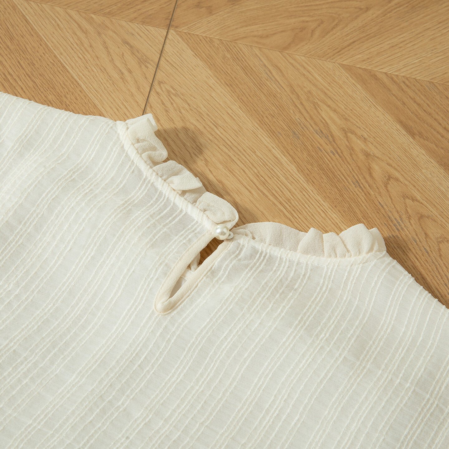 真丝桑蚕丝刺绣米白色优雅长袖衬衫女夏木耳边领口不挑人显瘦上衣