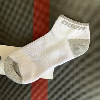 Jujiang combed cotton thickened men's non-slip wear mid-tube towel-soled sports socks from 2 pairs free shipping GW-LS