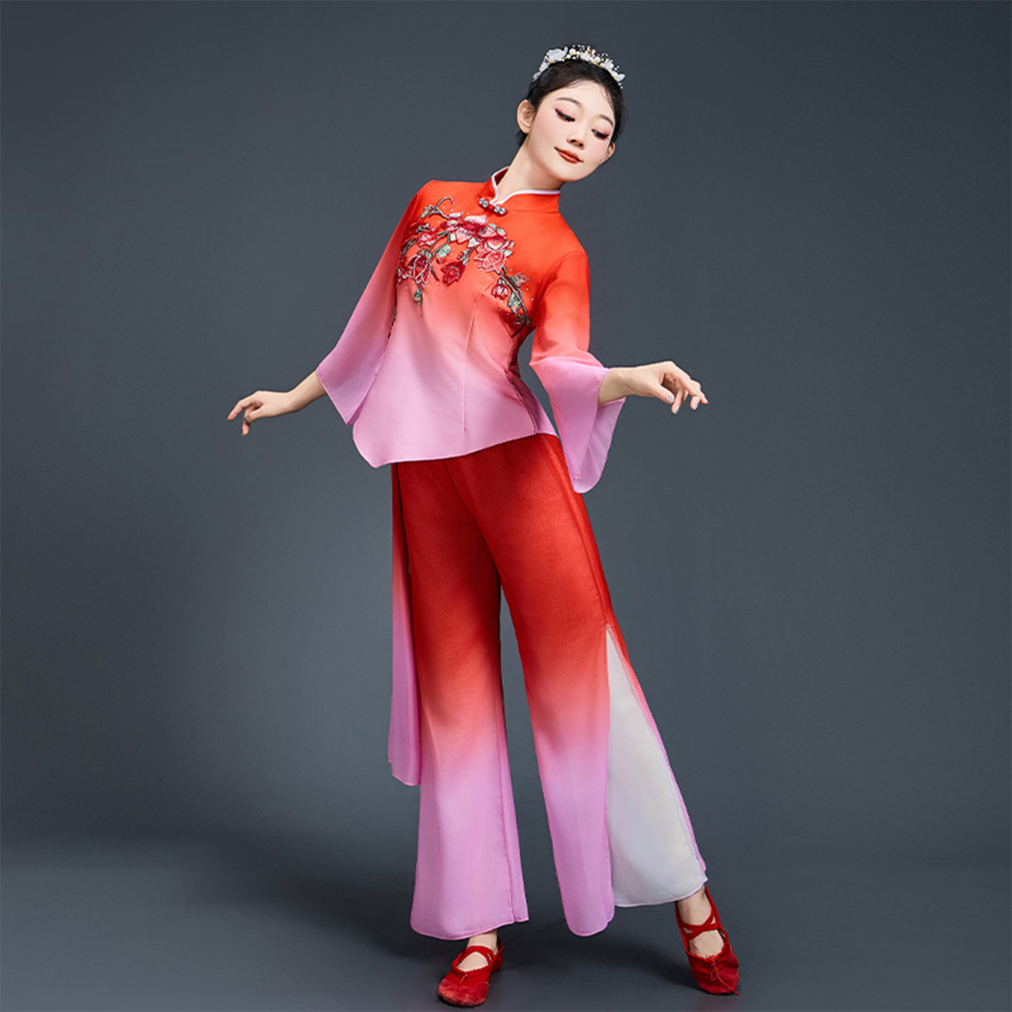 秧歌演出服飘带中国风舞蹈服古典扇子舞飘逸民族风广场舞表演服装