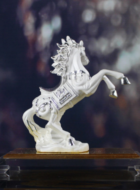 足银公司周年庆典商务风成功摆件