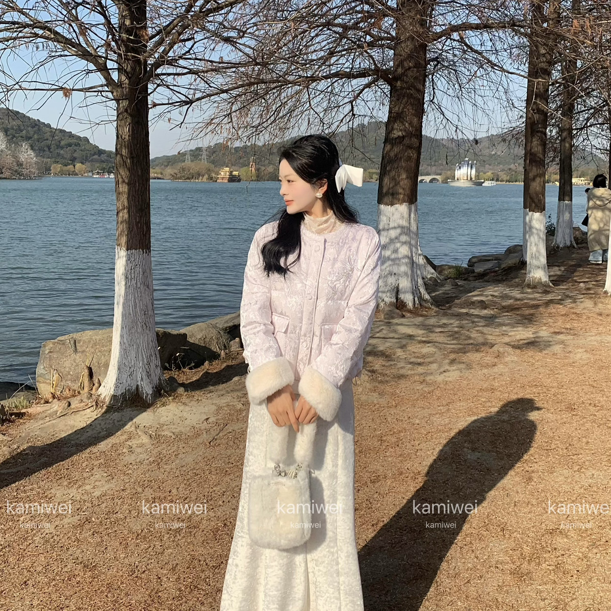 静茹兰花刺绣穿珠保暖羽绒服外套95268,淘宝优惠券,粉丝福利购,淘宝优惠卷