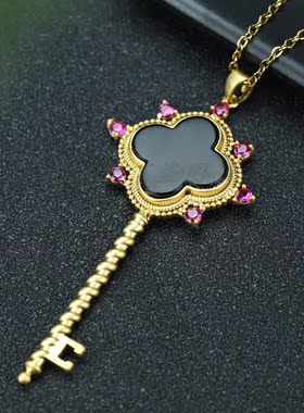 天然冰种玉髓四叶草钥匙玛瑙项链