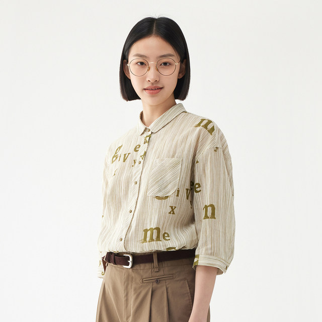 Gumu Xiyang Autumn Retro Vertical Printed Three-quarter Sleeve Shirt Women's Age-Reducing Versatile Shirt GS450082017