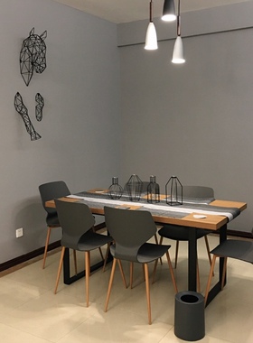北欧轻奢酒吧会所前台奔马壁饰