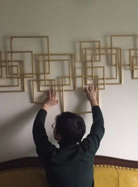 现代简约铁艺轻奢风背景墙装饰