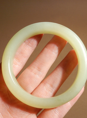 新疆若羌黄口料柠檬黄玉53mm手镯