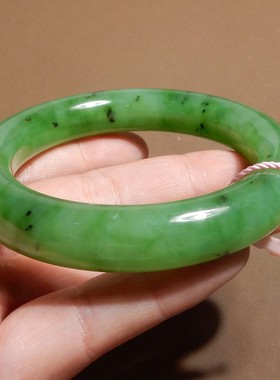 方言品牌和田玉臻品乌兰海猕猴桃果绿色碧玉卡57mm圆条手镯s2