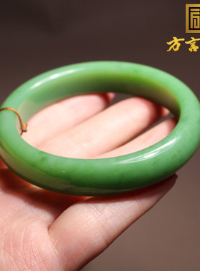 俄罗斯碧玉色标级正阳绿54mm手镯