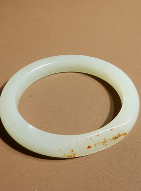 新疆洒金皮高细白玉籽料54mm手镯