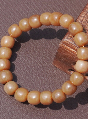 方言和田玉且末料金山矿黄金糖玉