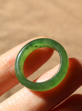 俄罗斯料高脂阳绿碧玉卡17mm戒指
