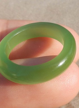 亏麻了方言品牌和田玉温润细腻俄罗斯老坑果绿猫眼碧玉17mm戒指s2
