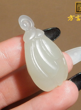 稀少方言品牌和田玉特色青海老坑料冰底白玉烟紫玉兰花吊坠挂件R9