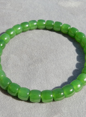 方言和田玉精品佩戴级俄罗斯老料辣阳绿碧玉7mm直切珠手串手链A6