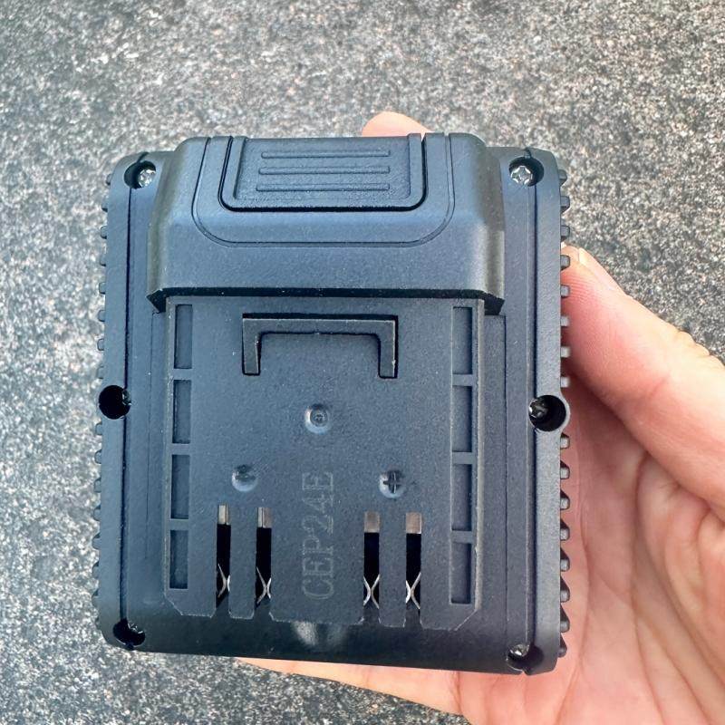 超易平K8瓷砖平铺机原装电池10000毫安16.8V锂电池振动器电池板,淘宝优惠券,粉丝福利购,淘宝优惠卷