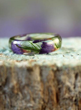 女士树脂紫色丁香花松林苔藓戒指
