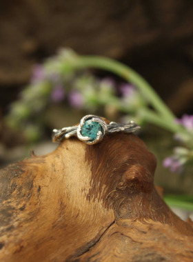 自然灵感绿色石英宝石纯银戒指