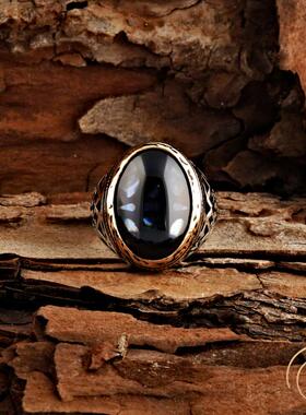 凯尔特蓝色宝石雕刻纯银周年戒指