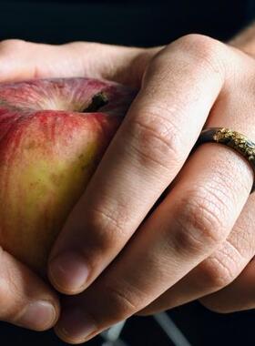 中性树脂复古金属金片刻面戒指