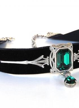 优雅黑色天鹅绒祖母绿水晶项链