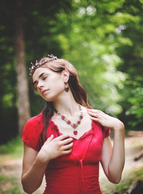 中世纪红色宝石掐丝新娘婚礼项链