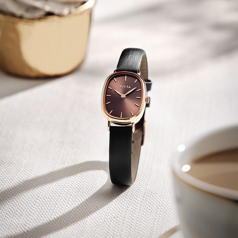 【年货精品】飞亚达复古女士小棕表 飞亚达国产腕表