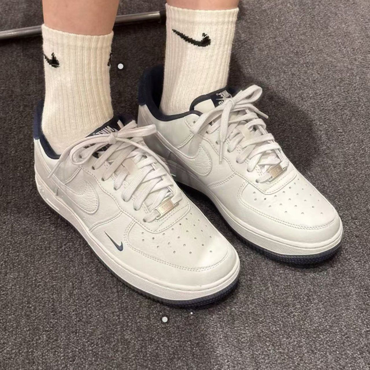 Nike Air Force 1 Lv8 舒适百搭 防滑耐磨低帮板鞋男女同款白深蓝,淘宝优惠券,粉丝福利购,淘宝优惠卷