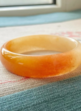 新疆天然金丝玉手镯俏色手镯文艺复古