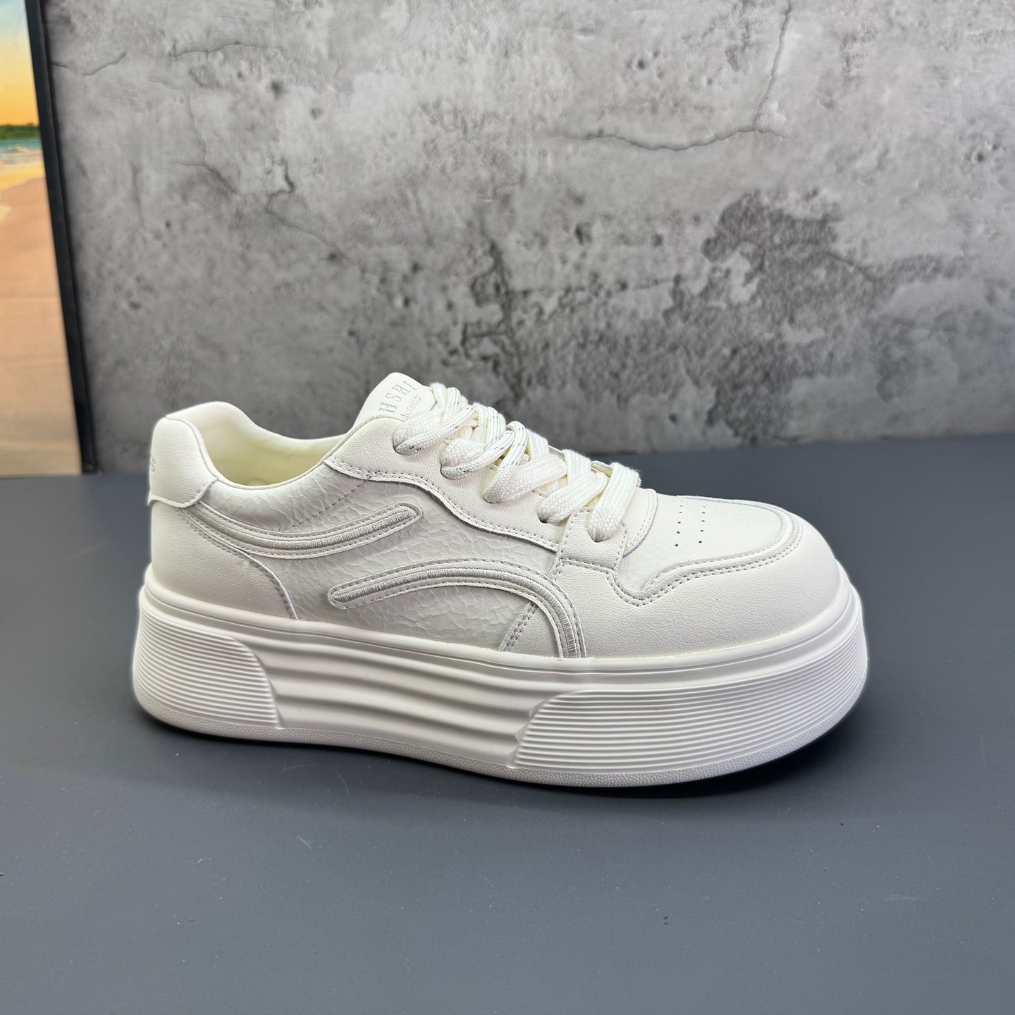 2026春季新款撤柜断码真皮时尚小白鞋韩版平底鞋软皮深口板鞋女鞋,淘宝优惠券,粉丝福利购,淘宝优惠卷