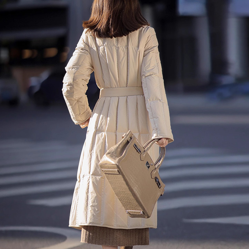 高端95鹅绒服 獭兔毛领长款过膝羽绒服 平湖女装2025冬季新款 - 图2