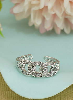 微镶锆石戒指仪式用的可调节简约