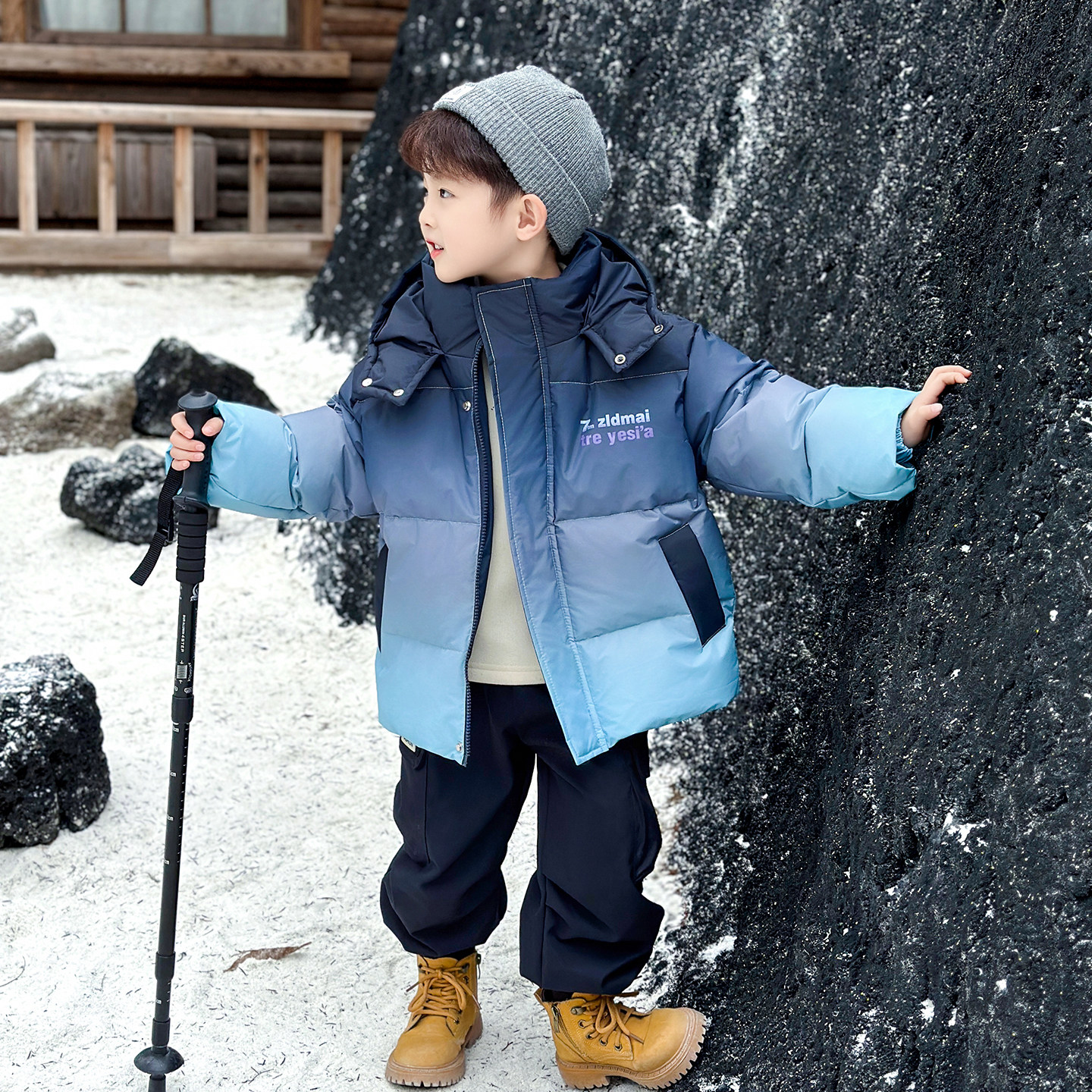儿童羽绒服冬季男童加厚棉服白鸭绒外套2025新款男孩宝宝保暖上衣,淘宝优惠券,粉丝福利购,淘宝优惠卷