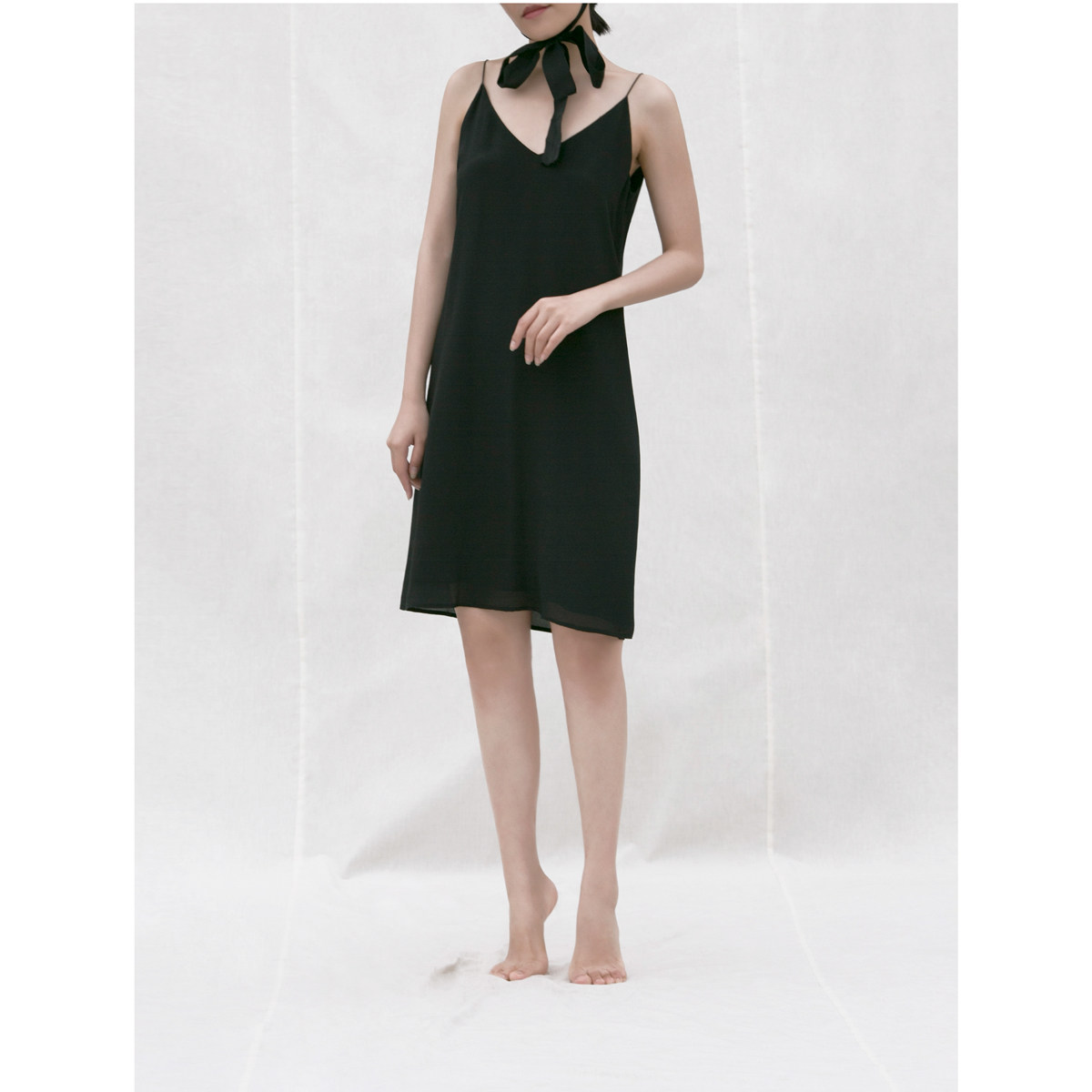 原隐夏复古优雅小香绿色v领外穿中长款打底裙吊带裙真丝连衣裙女,淘宝优惠券,粉丝福利购,淘宝优惠卷