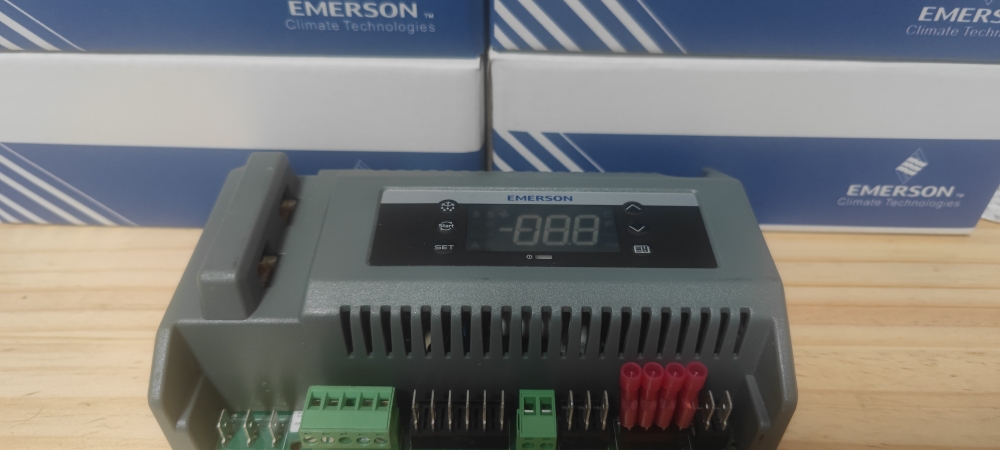 EMERSON/艾默生控制器 XCM25D全新电脑板 - 图1