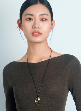 休闲风金属圆环吊坠挂绳毛衣链