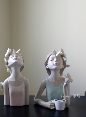 艺术仰望蝴蝶女孩艺术少女摆件