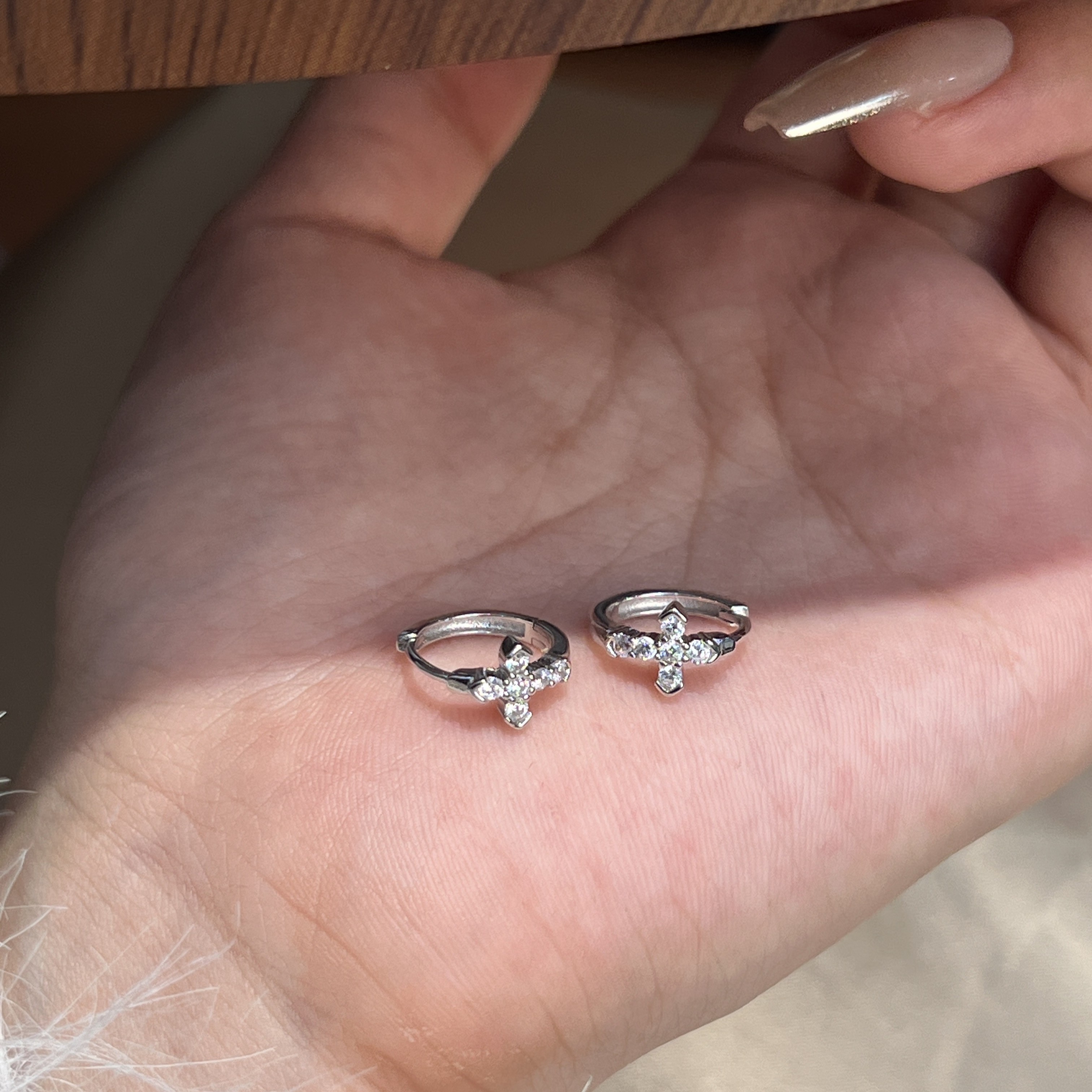 禧笑925银十字架纯银耳扣女小众轻奢高级感银耳环耳饰纯银耳钉女,淘宝优惠券,粉丝福利购,淘宝优惠卷