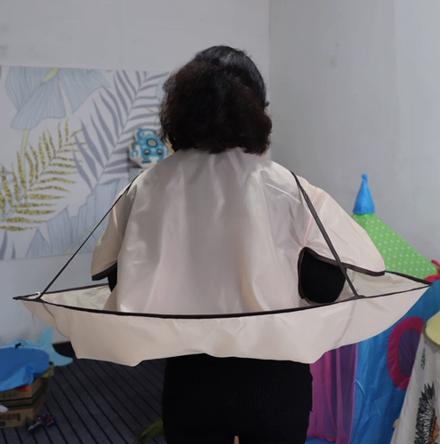 В плащ с стрижки есть манжеты, красящие волосы, шерсть для волос старший взрослый с плащ для волос в рукаве, старик