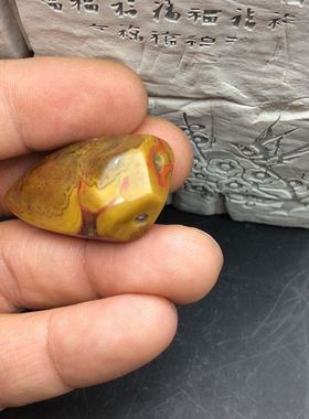 天然战国红玛瑙背云勒子吊坠