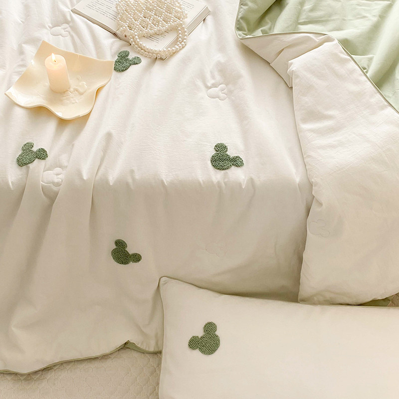  卡丝迪尔家纺化纤被