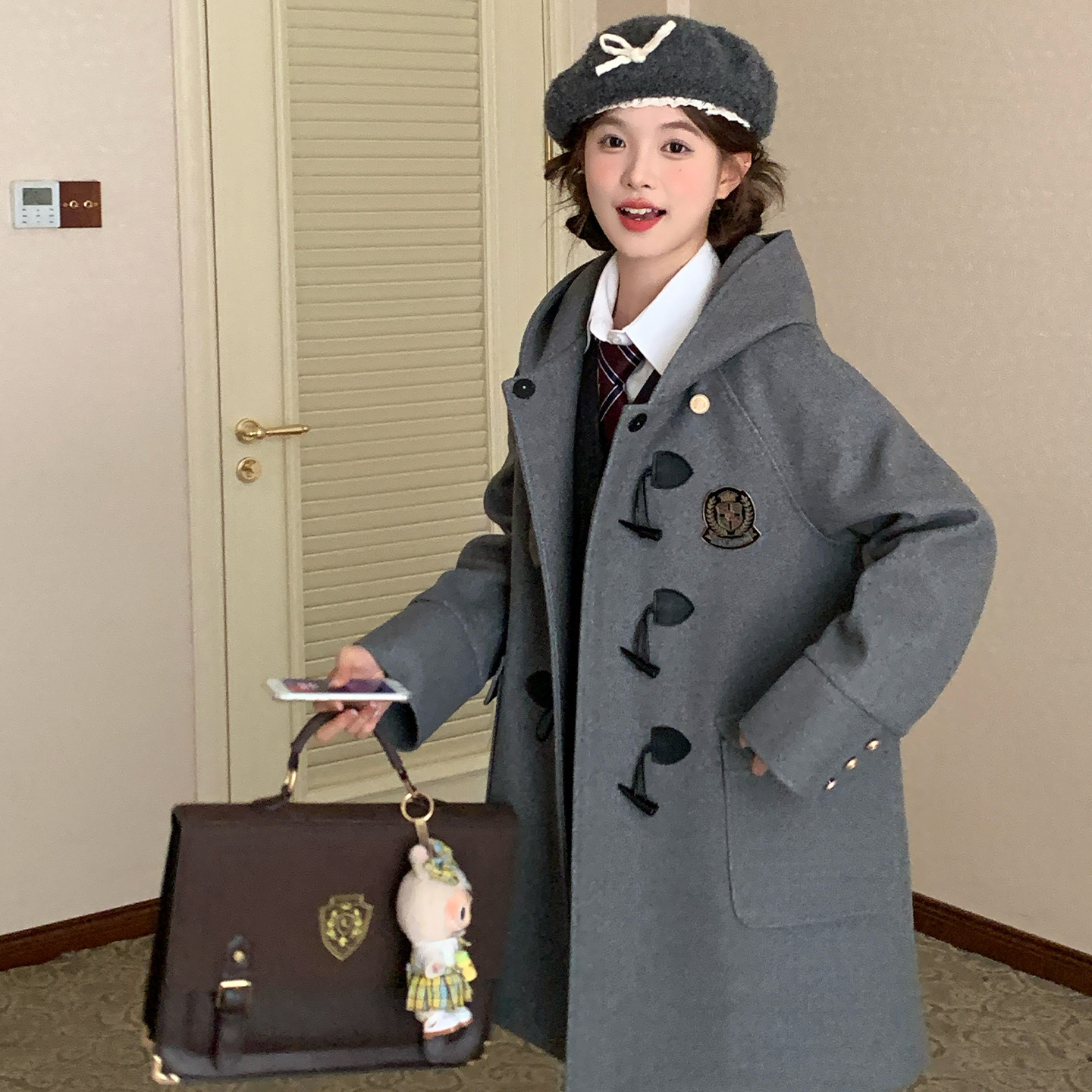 东京岁时记jk秋冬新款牛角扣连帽大衣灰色中长款毛呢外套莱克学院,淘宝优惠券,粉丝福利购,淘宝优惠卷