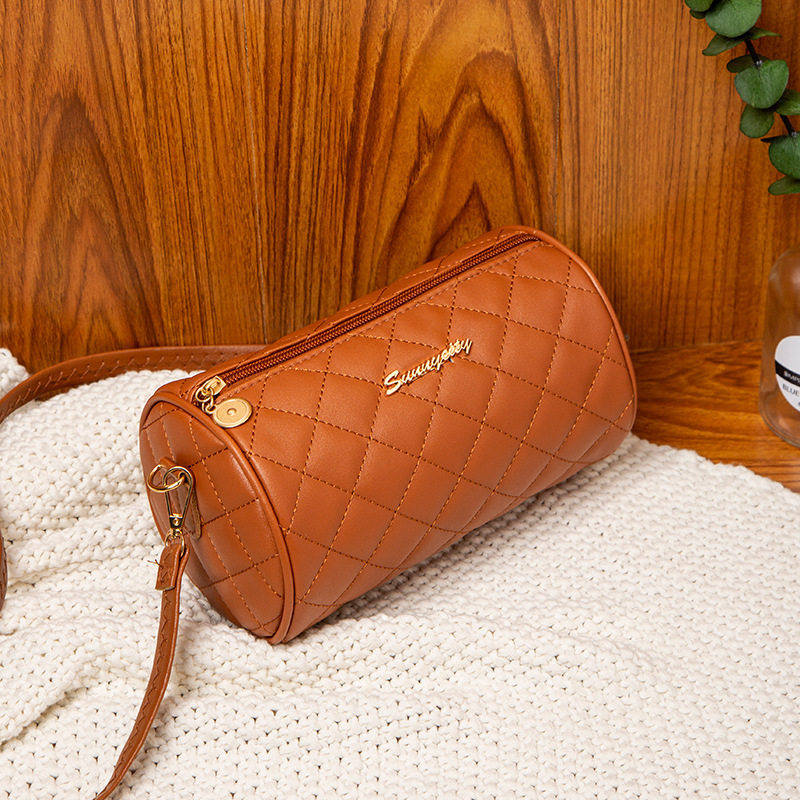 一件代发女士菱格绣线圆筒单肩零钱包2022秋冬韩版新款个性猪笼包,淘宝优惠券,粉丝福利购,淘宝优惠卷