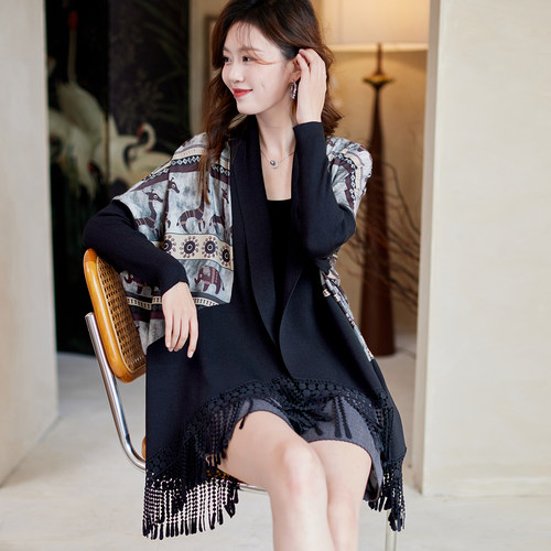 宝诗黎中长款流苏印花拼接外套2026春季气质设计感宽松大码女装 - 图2
