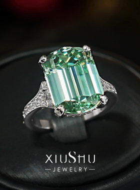 925银长方精工绿碧玺色戒指