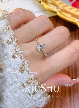 鸽子蛋925银镶嵌火彩高碳钻戒指