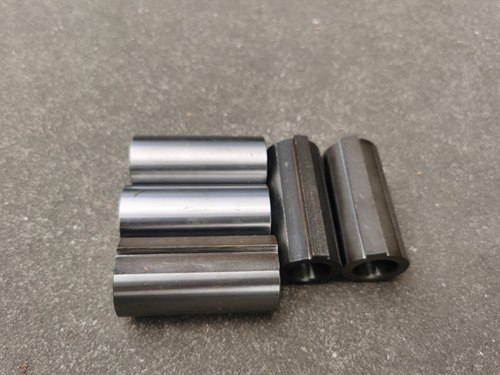 Y31125滚齿机带键套（外圆35  内孔22 全长75MM） - 图0