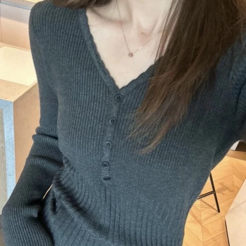 韩系灰色V领针织打底衫女26春季新款精纺羊毛可外穿修身显瘦长袖,淘宝优惠券,粉丝福利购,淘宝优惠卷