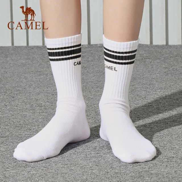 ຖົງຕີນກິລາກາງ-calf Camel ແມ່ນທົນທານຕໍ່ກິ່ນ ແລະສະດວກສະບາຍ